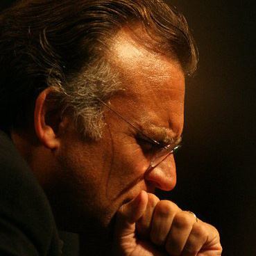 544618_3710876097481_199863843_n