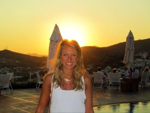 226005_10101062082315400_723538_n